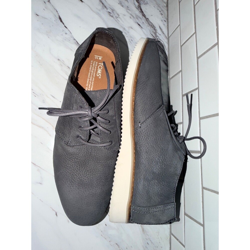 Mens TOMS Suede Lace Up Shoes size 10 Gray Style 10011586 EU43 Sneaker Casual